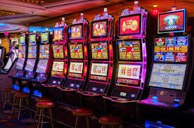 Live Casino Baccarat Table ကစားသမားနှင့် Dealer